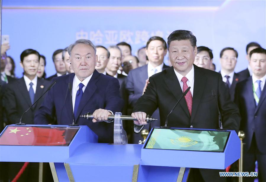 Xi visits Chinese pavilion at Astana Expo, eyes better cross-border transportation