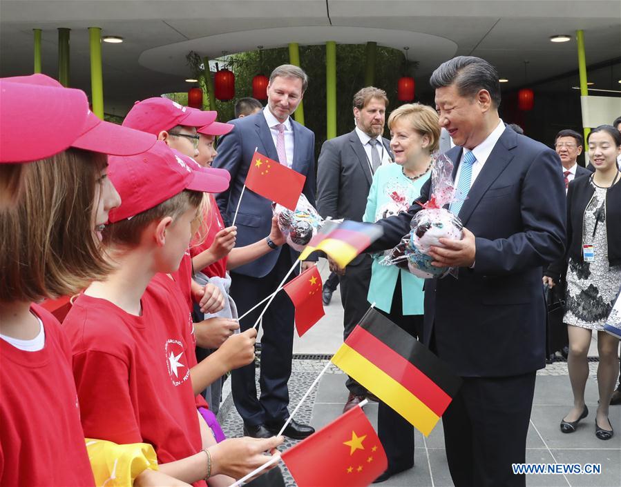 Xi, Merkel launch Panda garden in Berlin zoo