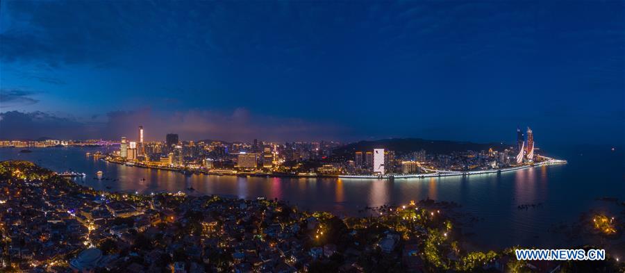 Amazing night view of Xiamen, host city for 2017 BRICS Summit