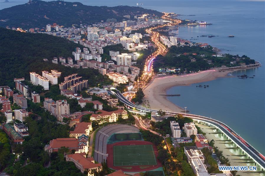 Amazing night view of Xiamen, host city for 2017 BRICS Summit