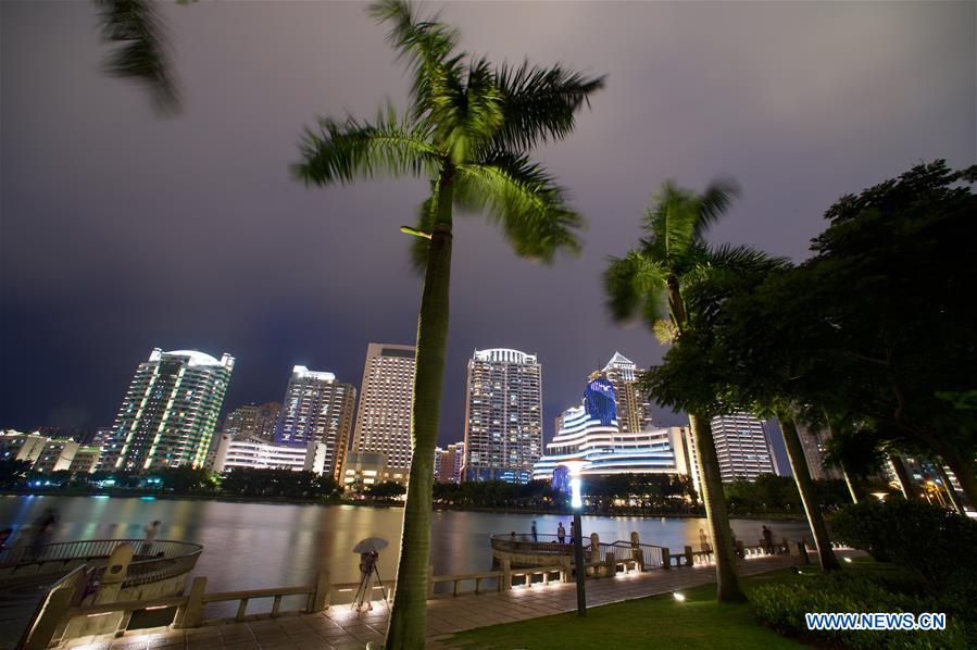 Amazing night view of Xiamen, host city for 2017 BRICS Summit