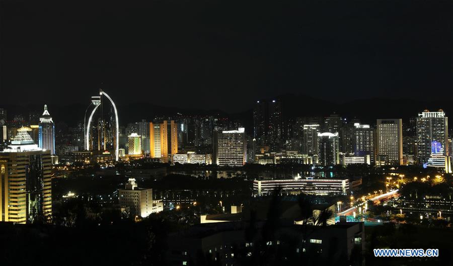 Amazing night view of Xiamen, host city for 2017 BRICS Summit