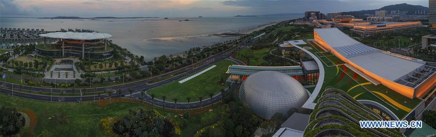 Amazing night view of Xiamen, host city for 2017 BRICS Summit