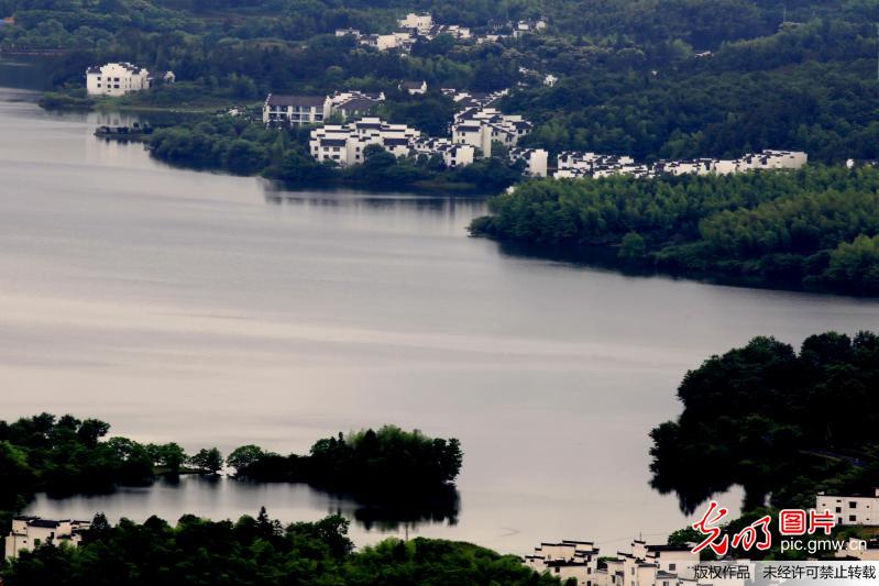 Amazing scenery of fairyland-like Tachuan in E China’s Anhui