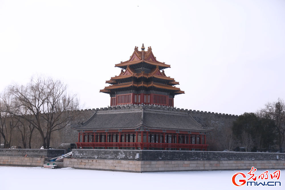 Beijing sees first snow of 2021