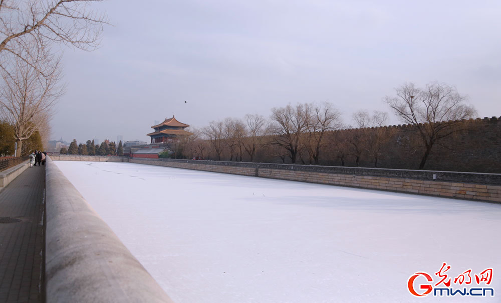 Beijing sees first snow of 2021