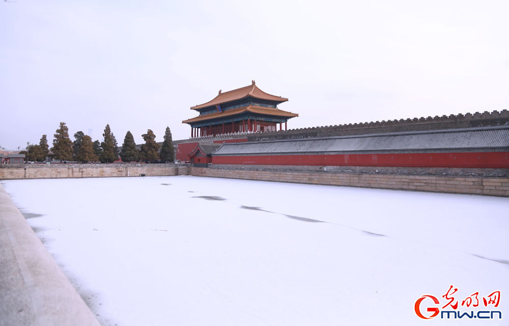 Beijing sees first snow of 2021