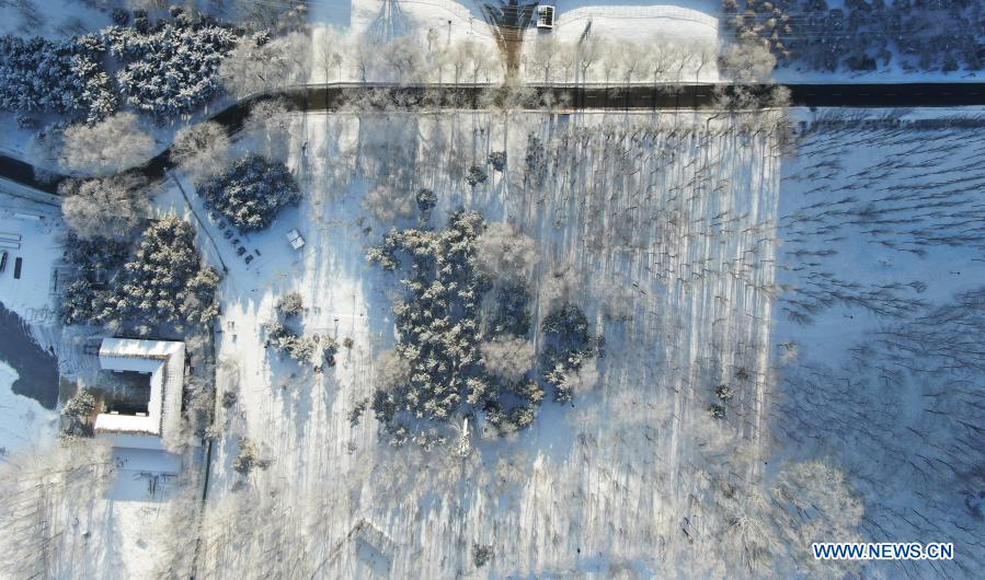 Rime scenery along Hunhe River in NE China