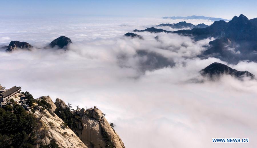 Scenery of Mount Huashan in Shaanxi