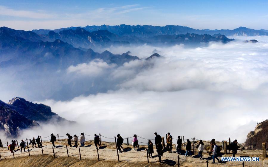 Scenery of Mount Huashan in Shaanxi