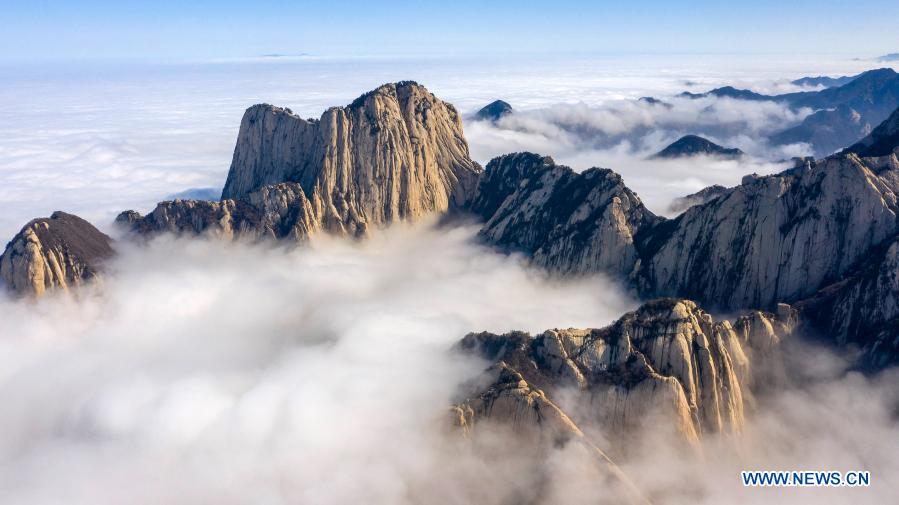 Scenery of Mount Huashan in Shaanxi