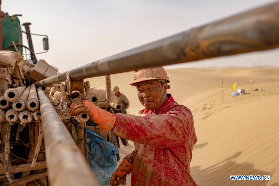 Workers and researchers start geophysical survey work in Taklimakan Desert, Xinjiang