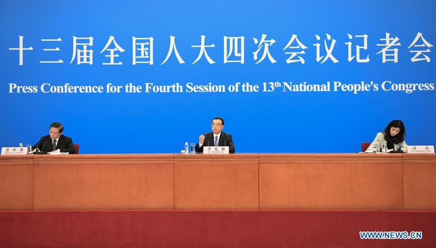 Chinese premier meets press after annual legislative session