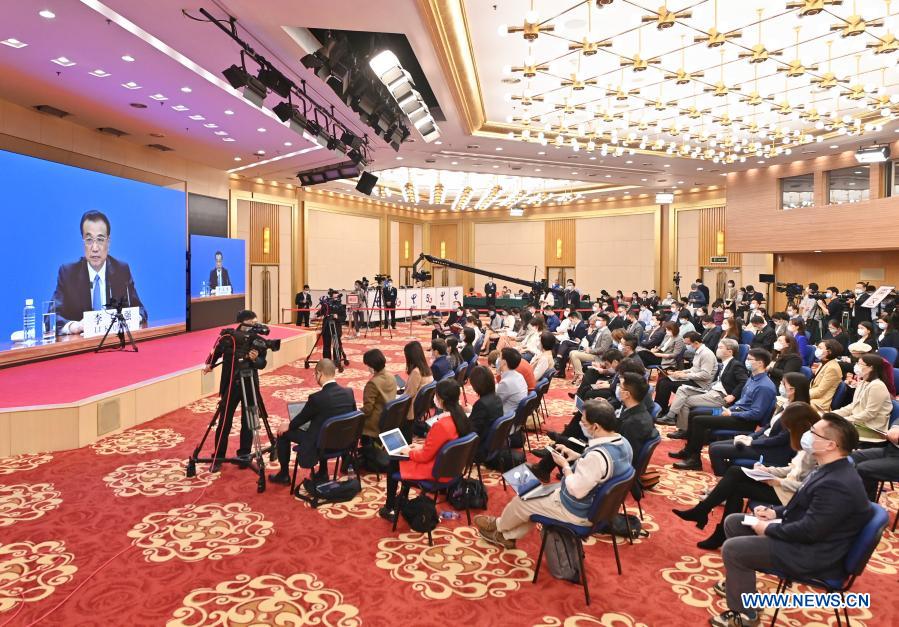 Chinese premier meets press after annual legislative session