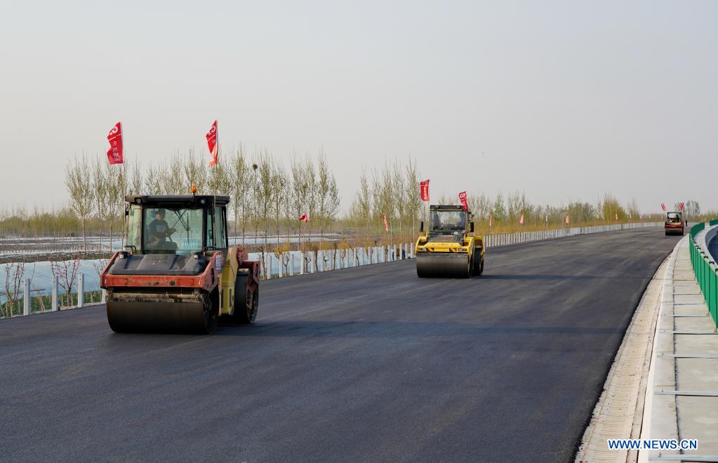 Beijing-Dezhou expressway under construction