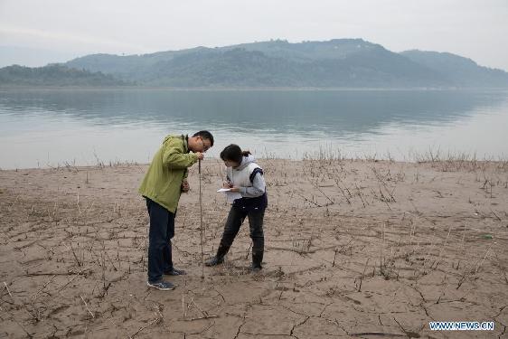 Chinese researchers conduct environment study in Three Gorges Reservoir area