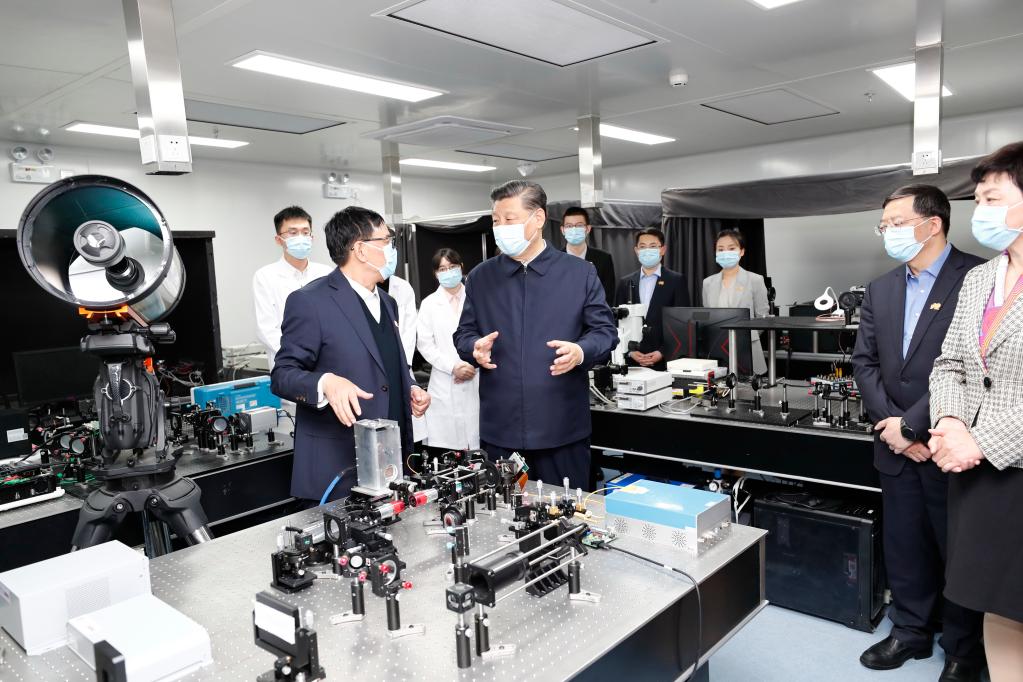 Xi stresses building world-class universities to serve nation in visit to Tsinghua