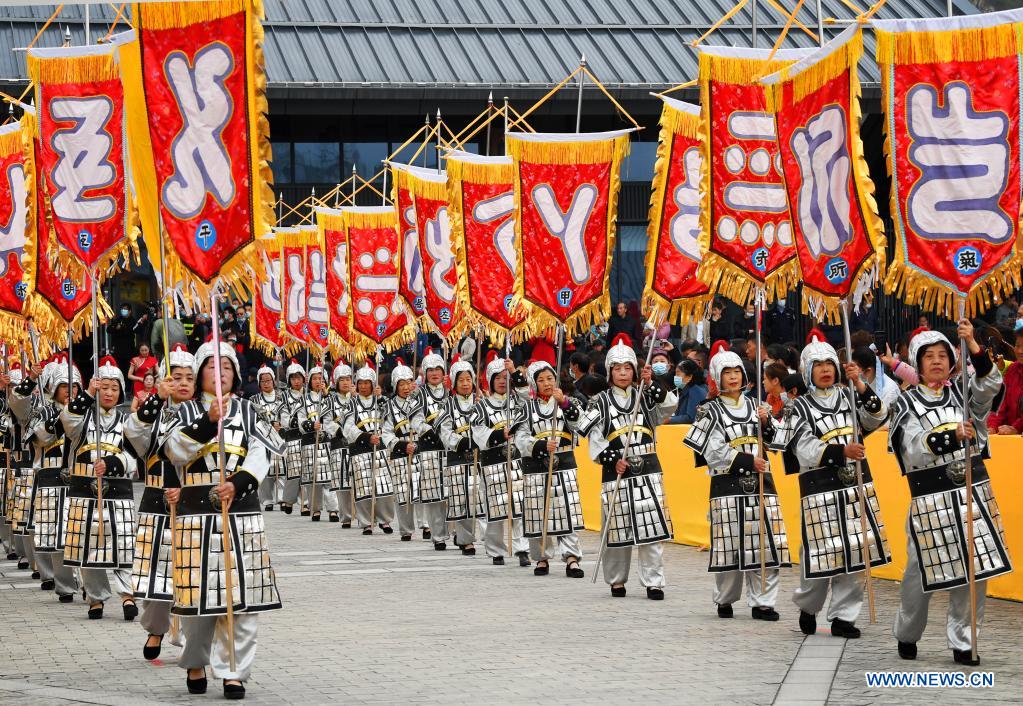 People pay homage to Cangjie, legendary creator of Chinese characters