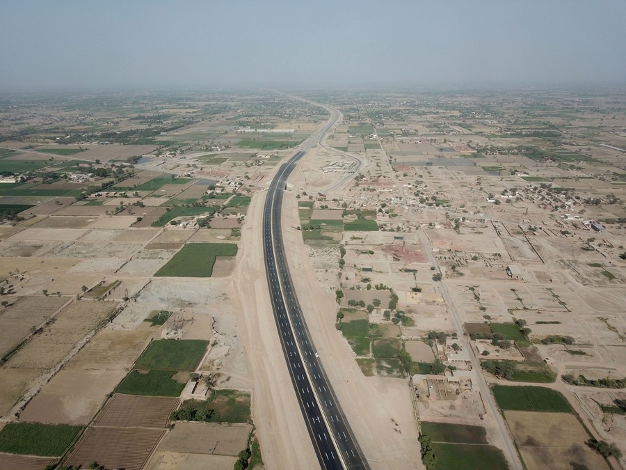 CPEC facilitates Pakistan's pursuit of becoming regional transshipment hub