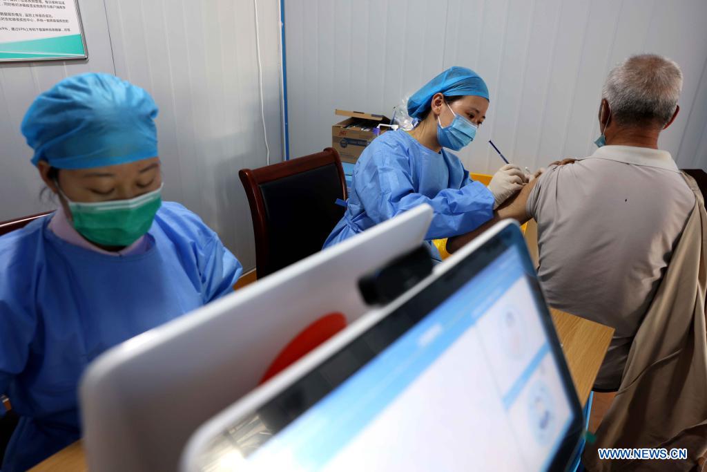 COVID-19 vaccination underway in east China's Anhui