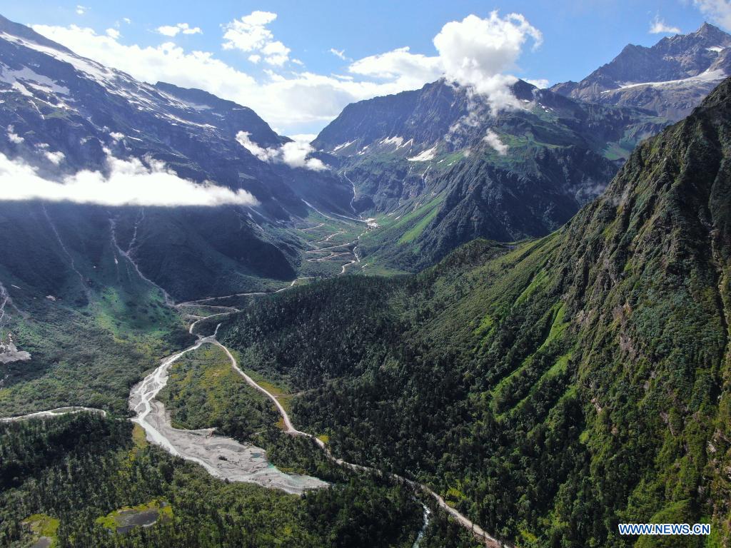 Highway through world's deepest canyon completed in Tibet