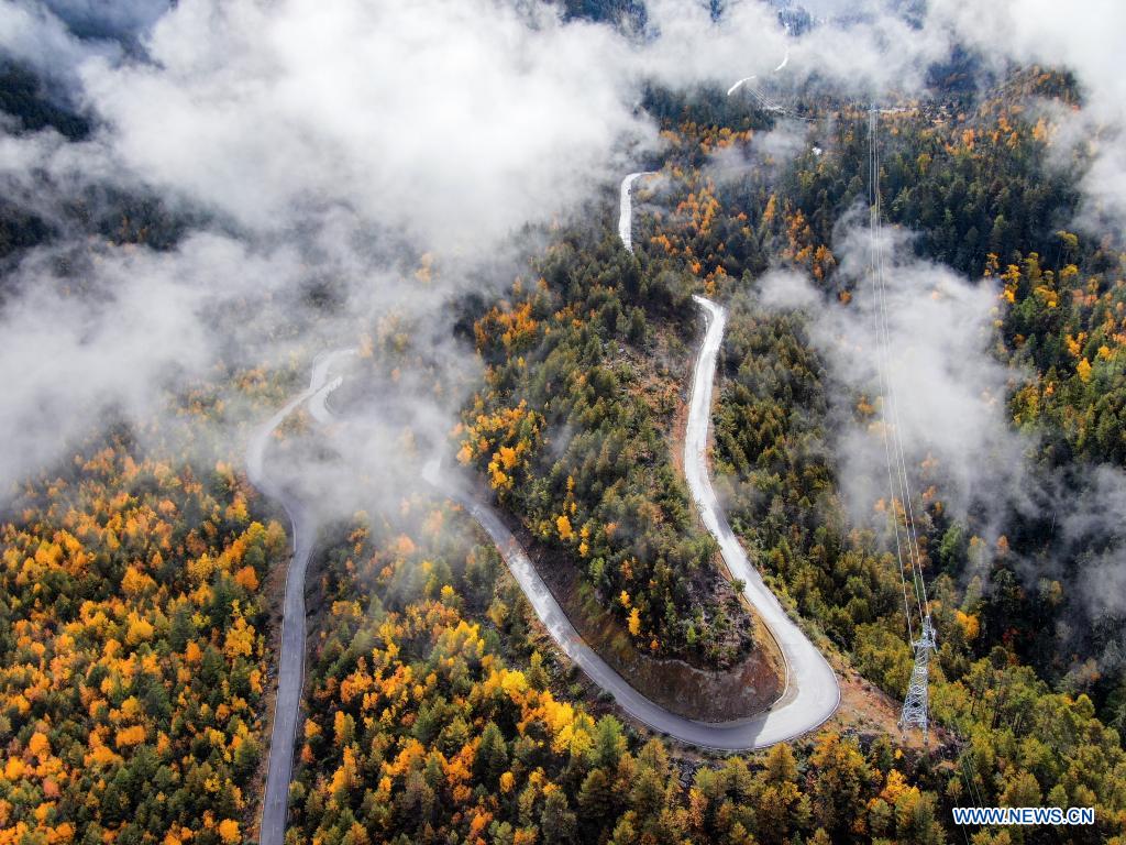 Highway through world's deepest canyon completed in Tibet