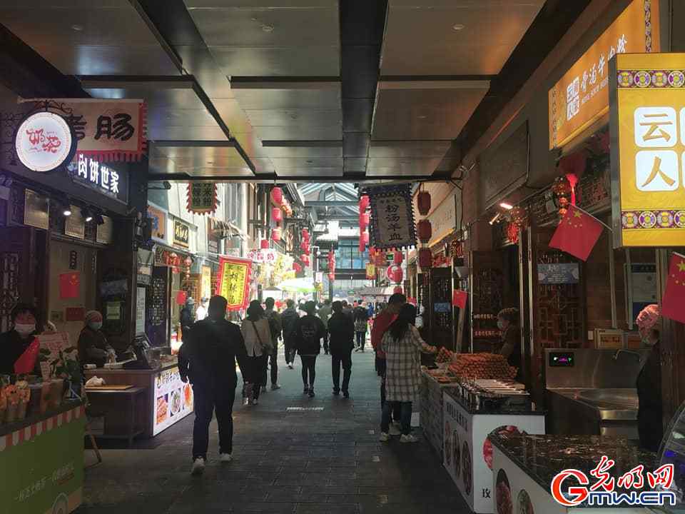 Too much to eat and enjoy at Kuanzhai Alley Food Street in Urumqi of Xinjiang