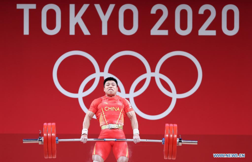 Chinese weightlifter Chen rallies to clinch Olympic men's 67kg gold