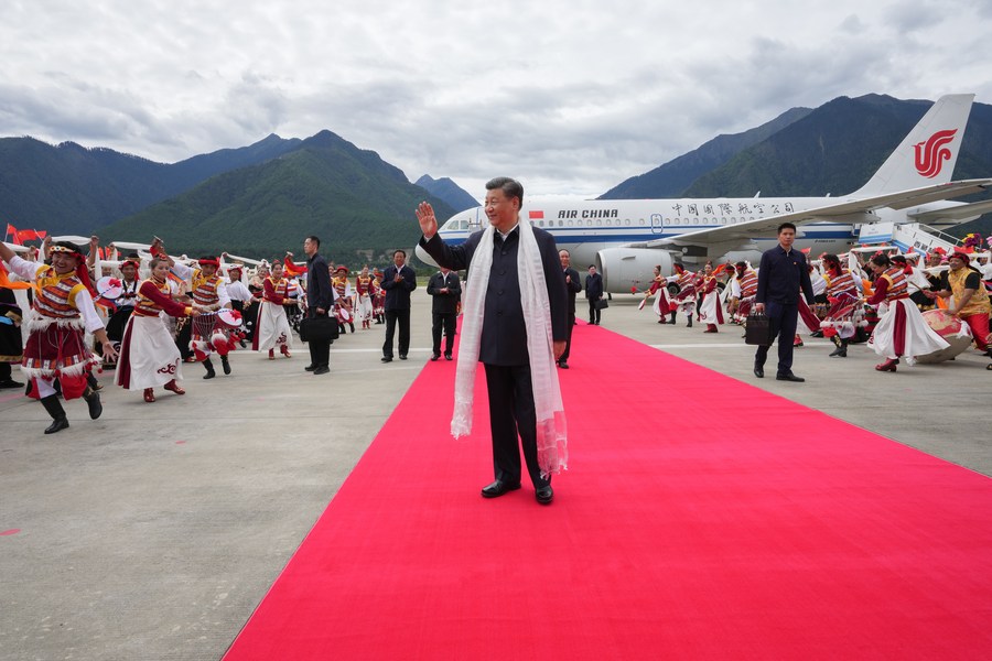 Xinhua Headlines: Xi inspects Tibet, stressing lasting stability, high-quality development