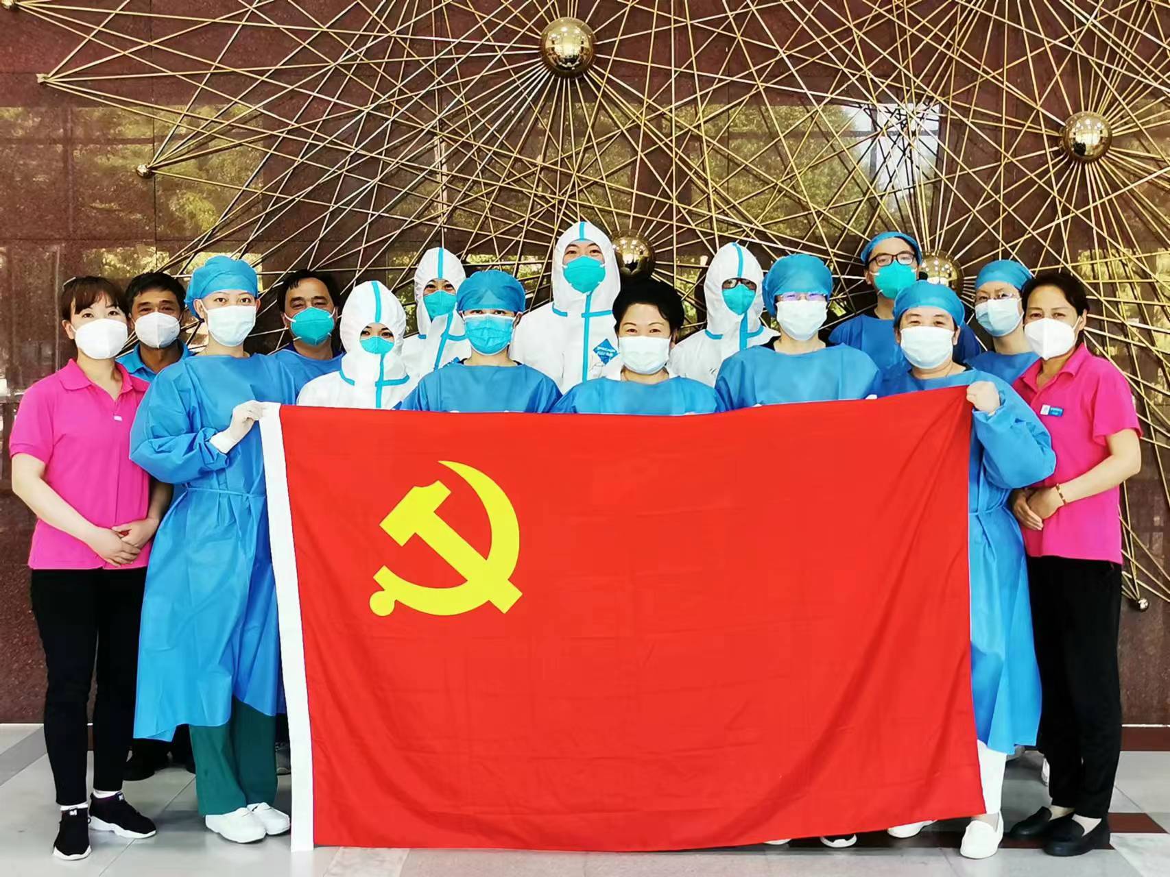 致敬教育“她”力量