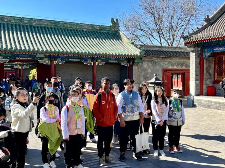 Junior Cultural Ambassadors visit Prince Kung’s Palace Museum