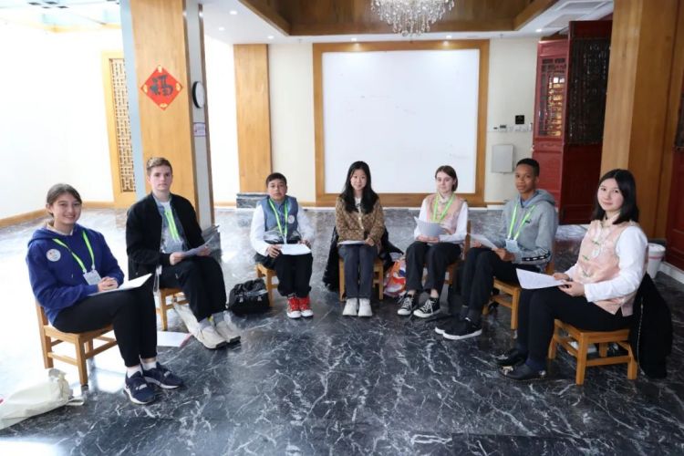 Junior Cultural Ambassadors visit Prince Kung’s Palace Museum