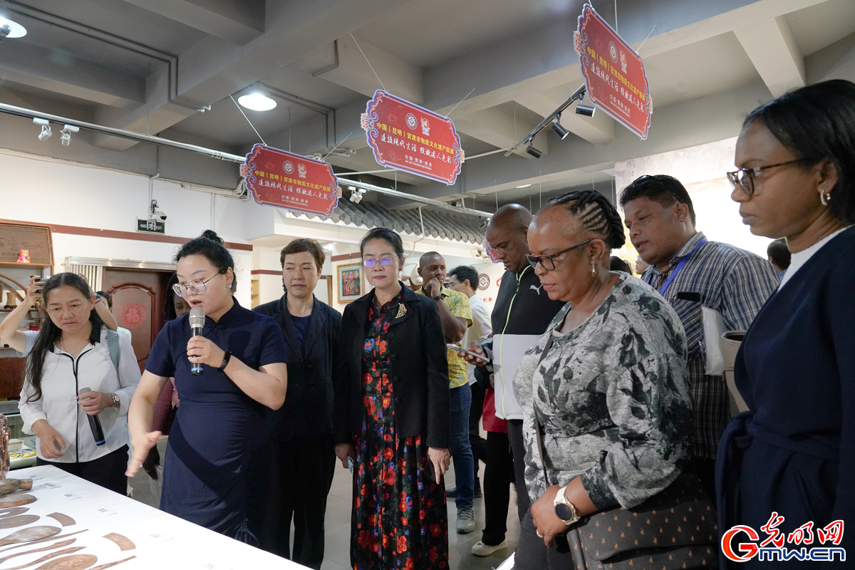 Biodiversity and culture exploration: IPU General Secretary and delegations in Kunming, SW China’s Yunnan