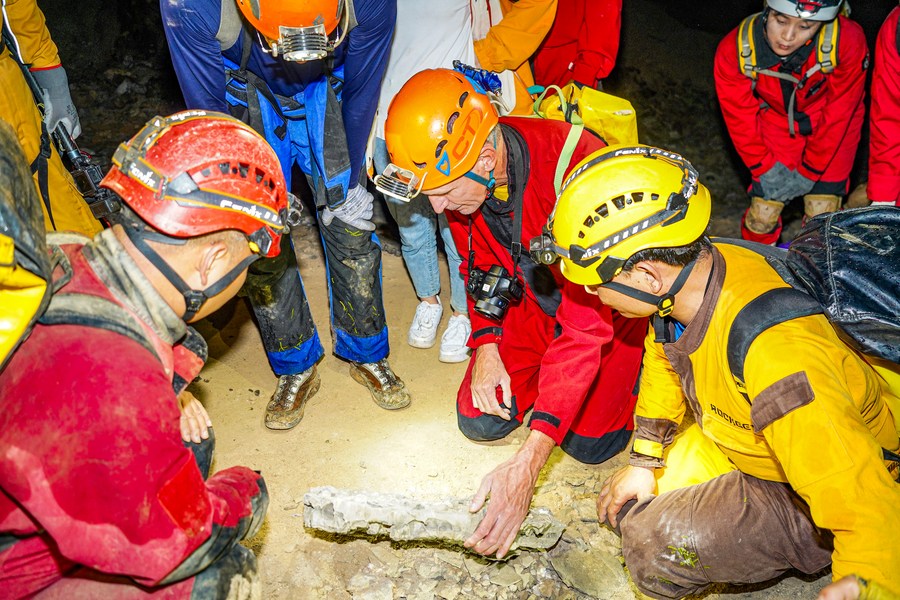 EyesonSci | Shuanghe Cave in China's Guizhou officially the world's third longest