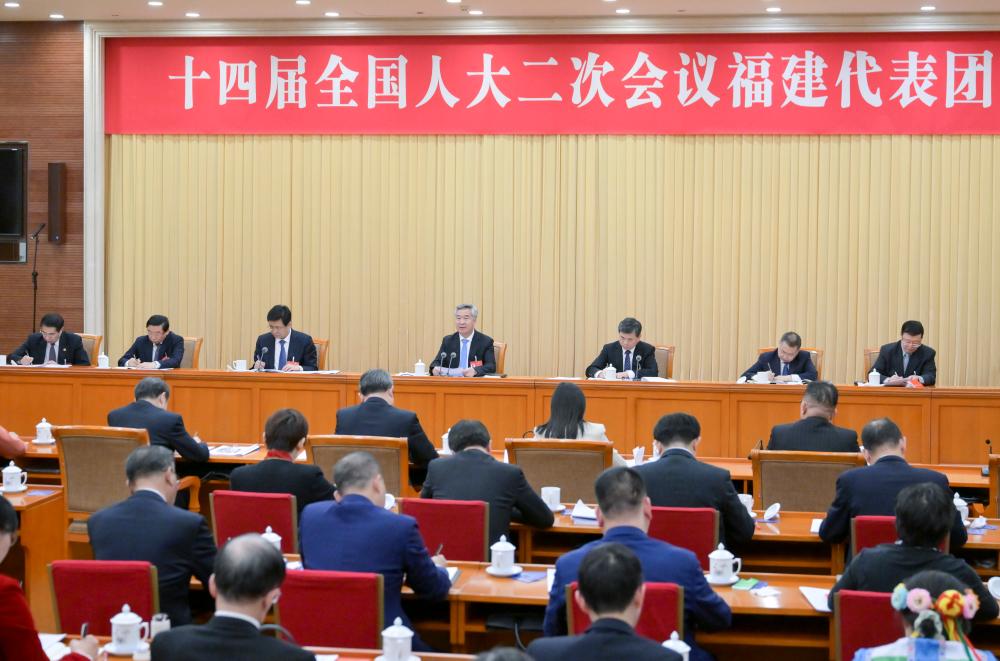 Chinese leaders attend deliberations at annual legislative session