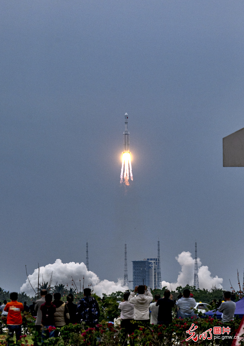 China's Queqiao-2 relay satellite enters orbit around the moon