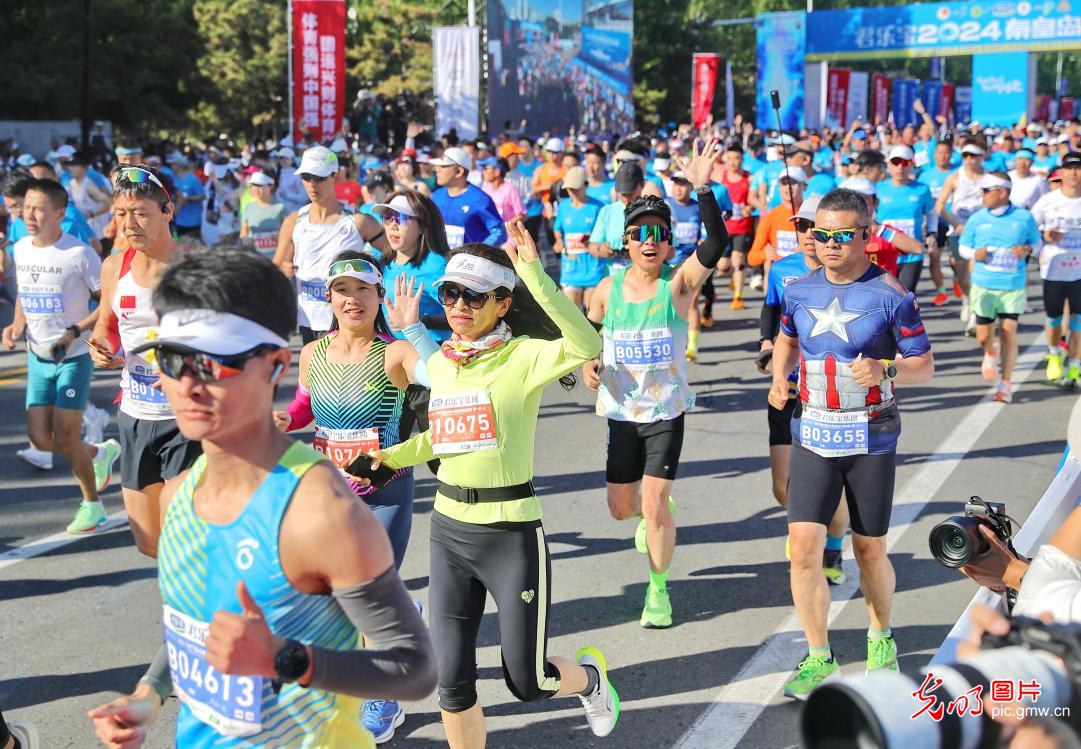 2024 Qinhuangdao Marathon kicks off