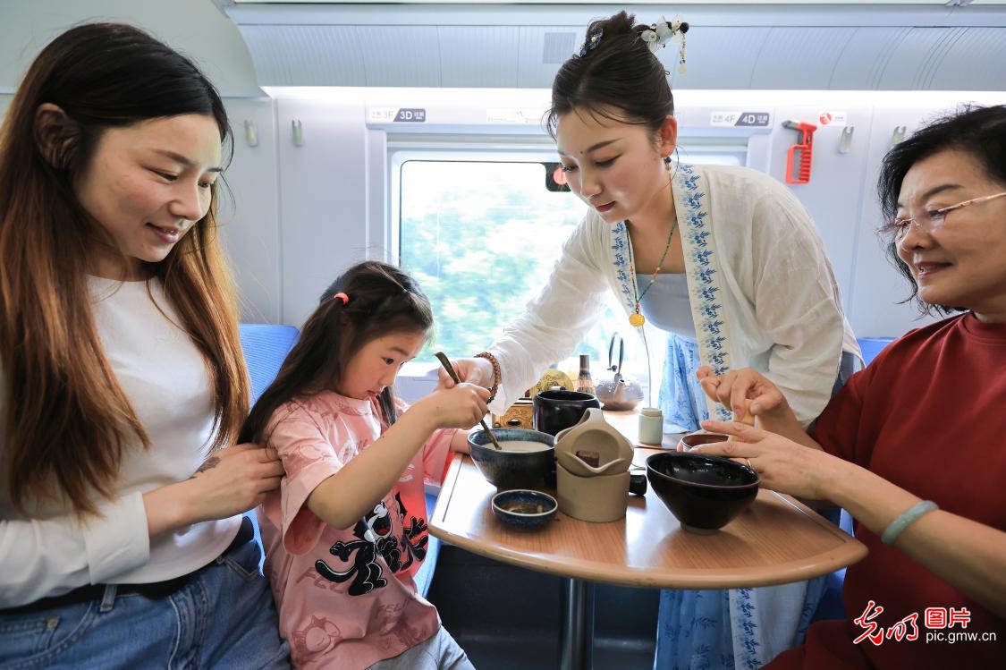 International Tea Day celebrated across China