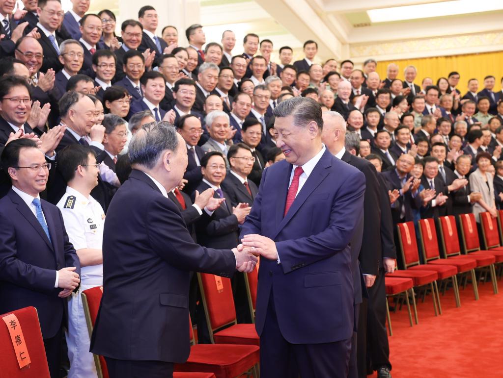 Xi stresses sci-tech modernization, innovation