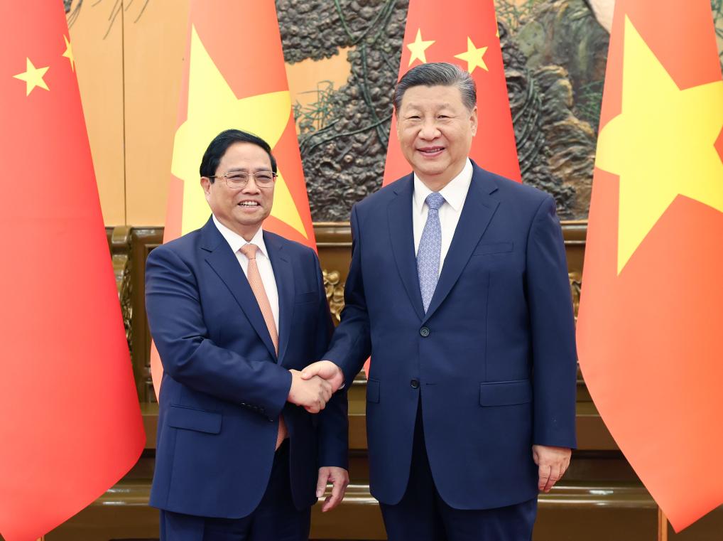 Xi meets Vietnamese PM