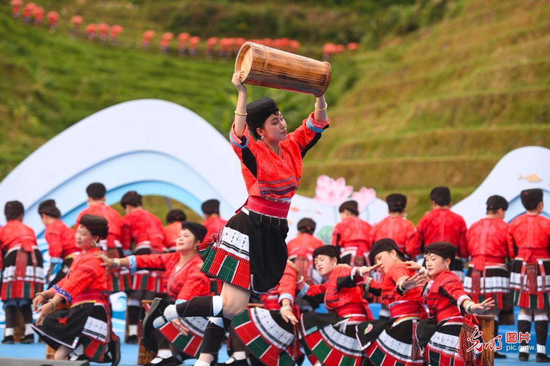 Yao ethnic group celebrates traditional clothing festival in S China’s Guangxi