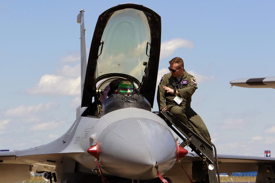 Zelensky confirms F-16 arrival in Ukraine