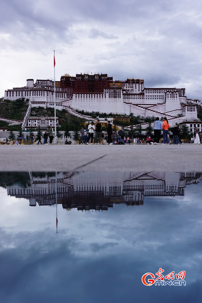 In pics: scenery of Potala Palace in Lhasa