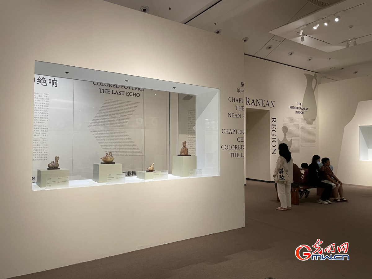 Special exhibition of ancient ceramic art ongoing at Tsinghua University Art Museum