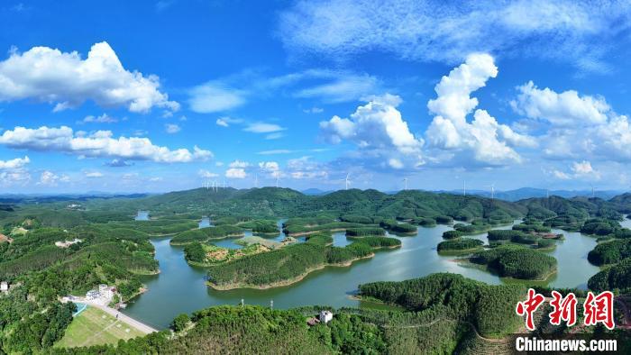 Picturesque scenery of Tunliu Reservoir in S China’s Guangxi