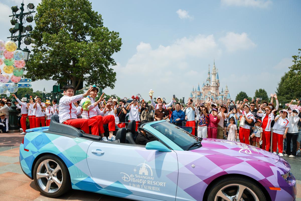 Shanghai's Olympic athletes feted at Disney Resort