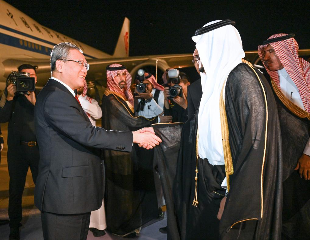 Chinese premier eyes further alignment of development strategies with Saudi Arabia