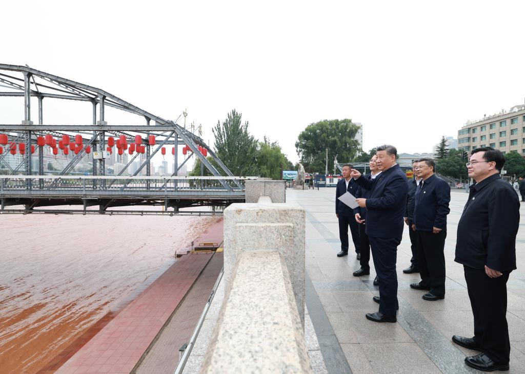 Xi inspects Lanzhou in NW China's Gansu Province