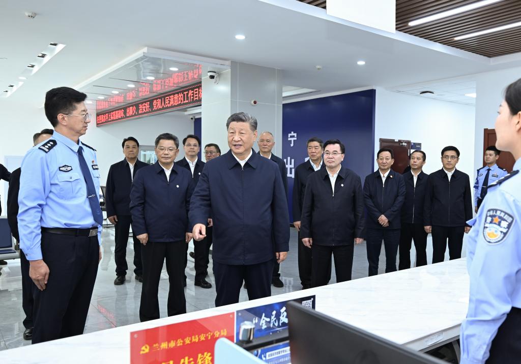 Xi inspects Lanzhou in NW China's Gansu Province