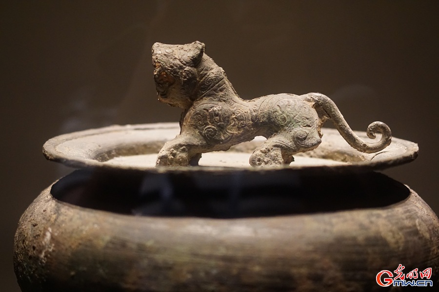 Ancient China relics exhibited at National Museum of China